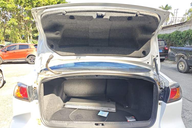 Used Mitsubishi Lancer EX 2015 1.6L Manual Fashion Edition