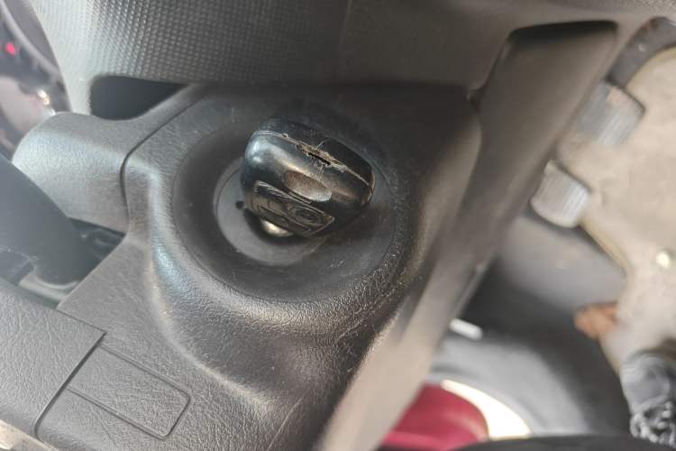 Used Peugeot 207 2011 Sedan 1.4L Manual Yule Edition