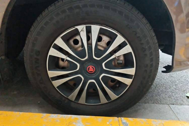 Used Foton Scenic G5 2020 2.0L Long-Wheelbase Flat-Roof 6-Seater Multi-Purpose Passenger Vehicle 1TZS
