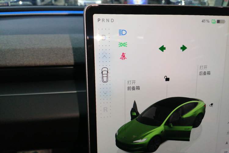 Used Tesla Model 3 2023 Rear-Wheel-Drive Version
