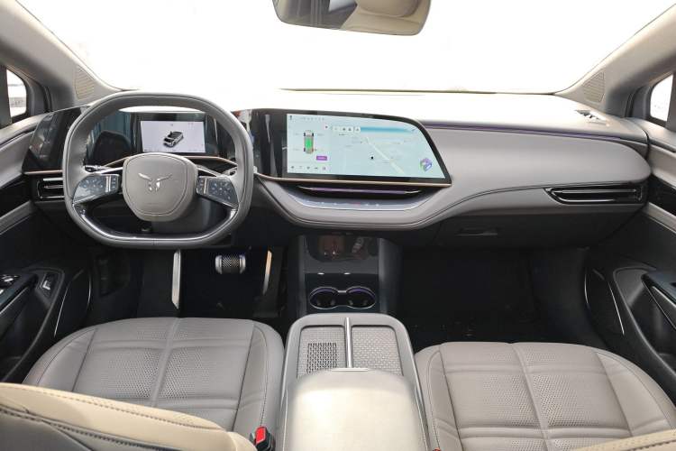 Used Hongqi EH7 2024 690 Pro