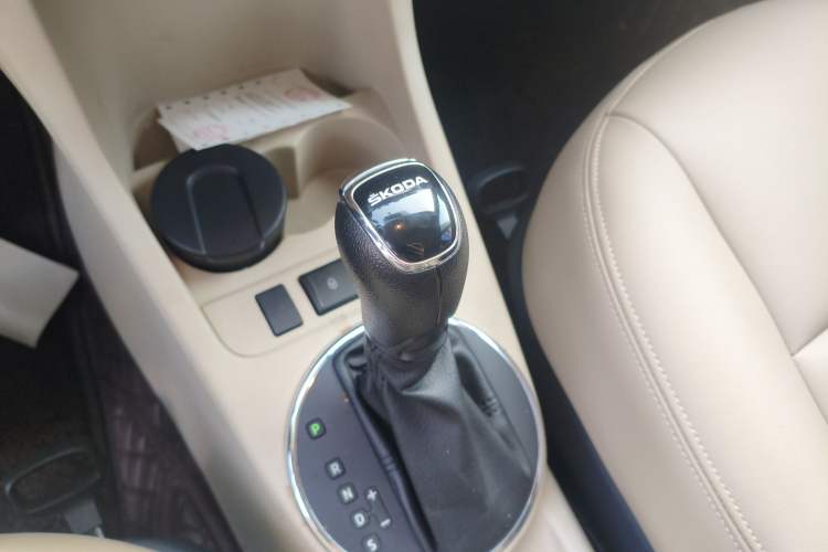 Used Skoda Fabia 2014 1.4L Automatic Crystal Edition