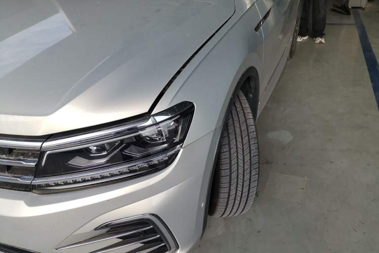 Used Volkswagen Tiguan L New Energy 2021 430 PHEV Plug-in Hybrid Flagship Edition Left Front Headlight