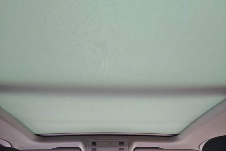 Used Volkswagen Magotan 2018 330TSI DSG Advanced Model Headliner