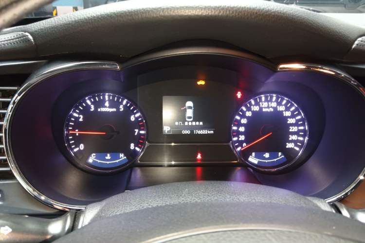 Used Kia K5 2012 2.0L Automatic DLX
