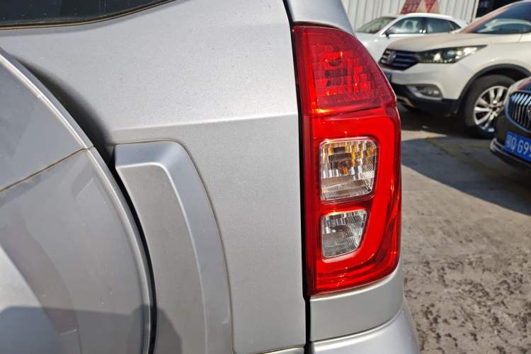 Used Chery Tiggo 3 2014 1.6L Manual Zhishang Edition
