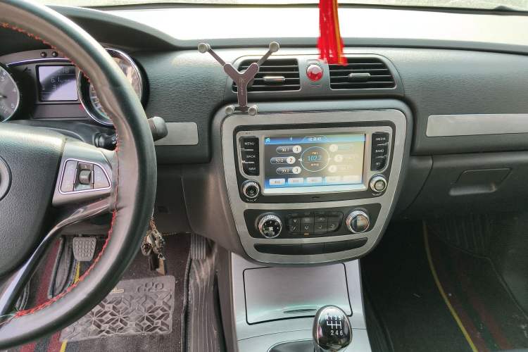 Used JAC Group T6 2015 2.8T Diesel New-Edge HFC4DA1-2C