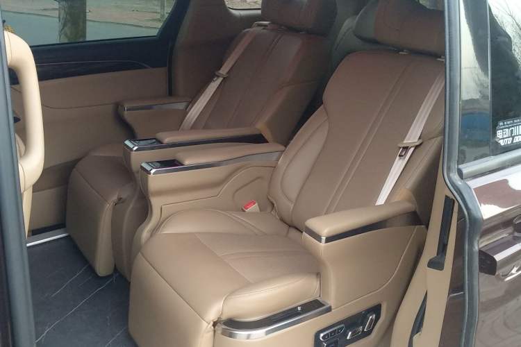 Used Buick GL8 2018 ES 28T Premium Model China VI Standard