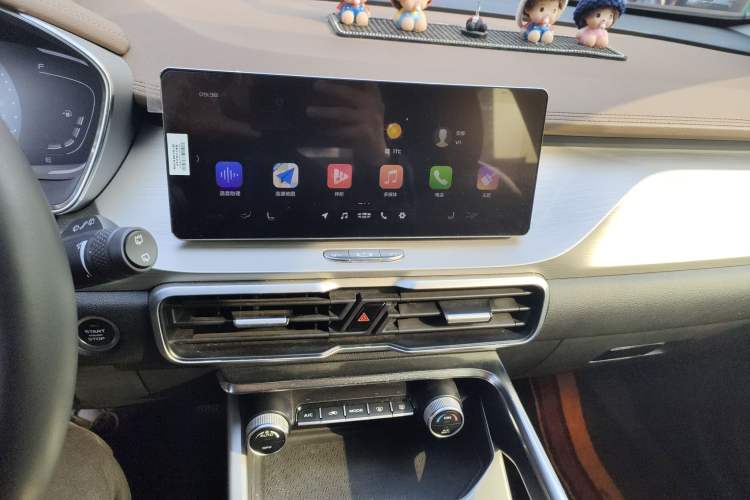 Used Geely Auto Coolray 2019 260T DCT Explorer China V Standard