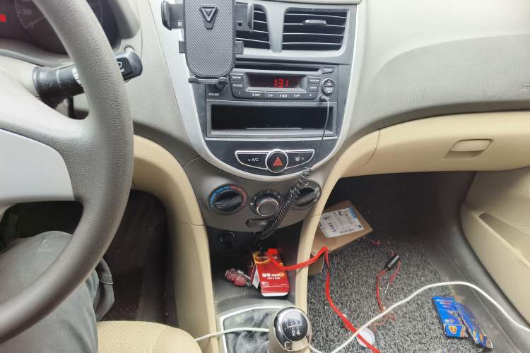 Used Hyundai Verna (older generation) 2010 Sedan 1.4L Manual Standard GL Model
