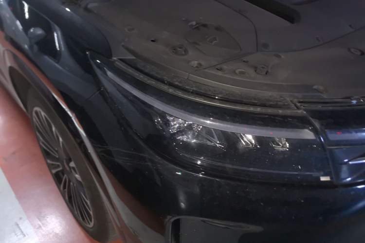 Used Hima AITO M7 2024 1.5T Intelligent Drive Rear-Drive Ultra Version 5 Seats Right Front Headlight