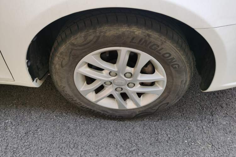 Used Geely Auto Emgrand 2017 Sedan Million Edition 1.5L Manual Fashion Model