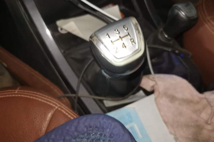 Used Isuzu TAGA 2018 3.0T Four-Wheel Drive Luxury Edition
