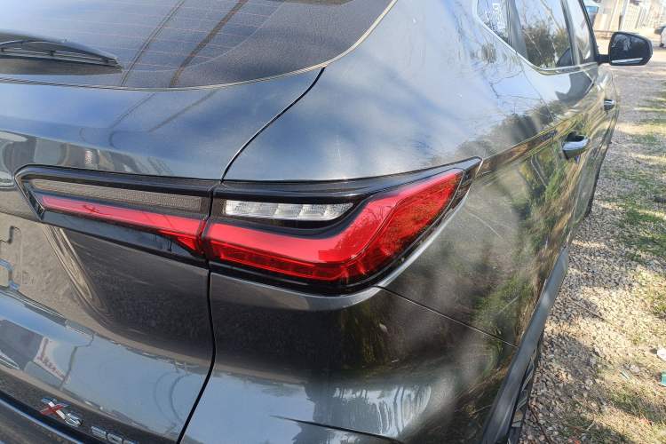 Used CHANGAN OSHAN X5 2021 1.5T DCT Prestige Edition Exterior 3