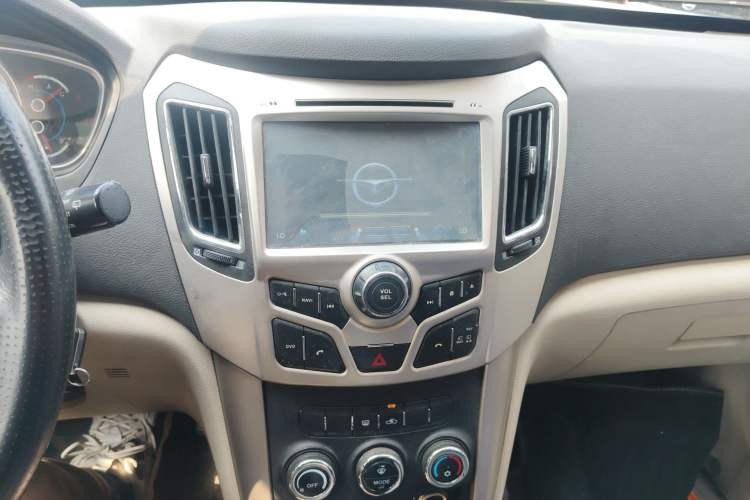 Used Haima S7 2013 2.0L Automatic ZhiShang Version