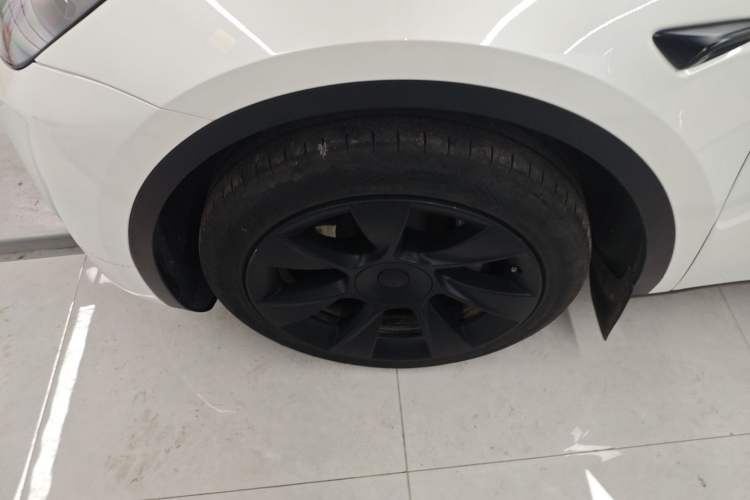 Used Tesla Model Y 2024 Rear-Wheel-Drive Version
