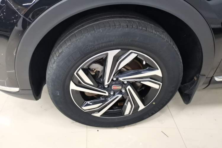 Used Hongqi HS5 2022 Revised Version 2.0T Smart Connect Flagship Edition
