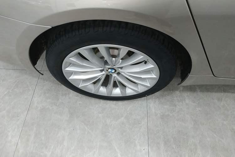 Used BMW 5 Series 2019 Facelifted 530Li Leading Edition Luxury Package