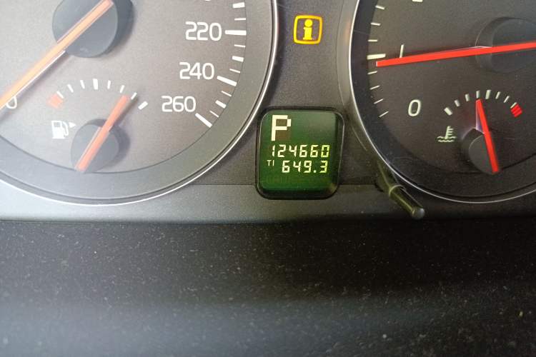 Used Volvo S40 2011 2.0L Automatic ZhiShang Edition