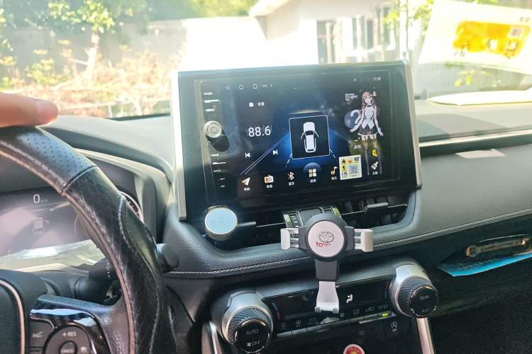 Used Toyota RAV4 2020 2.0L CVT Two-Wheel Drive Fashion Edition Audio And AC Panel