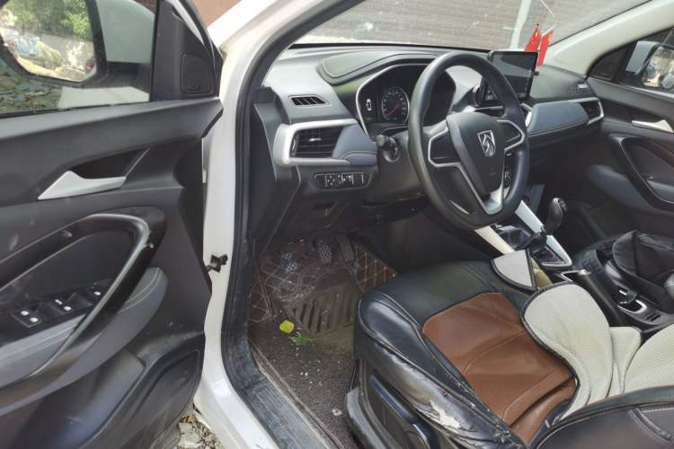 Used Baojun 530 2018 1.5T Manual Comfort Version China V