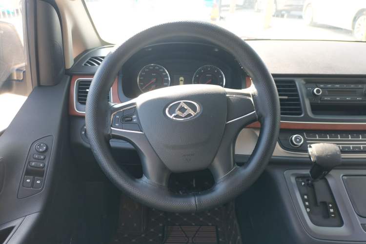 Used SAIC MAXUS G10 2016 2.0T Automatic Luxury Edition