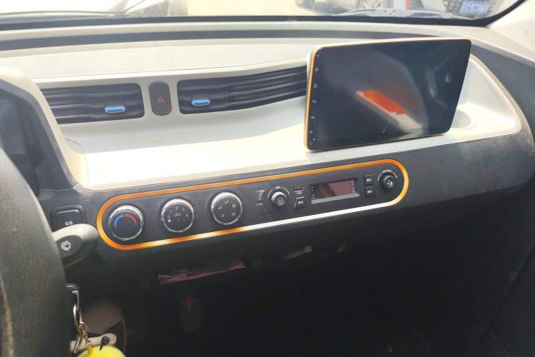 Used Wuling Hongguang MINIEV 2021 Macaron Fashion Edition Lithium-Ion Battery
