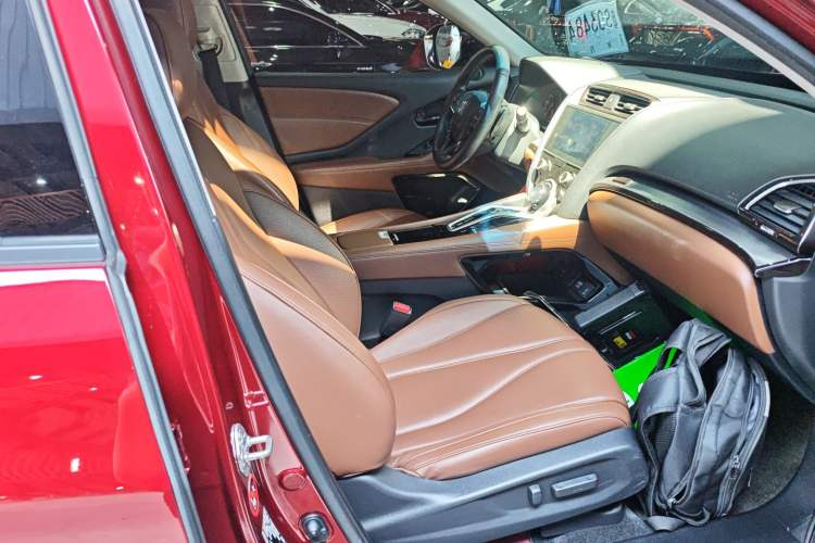 Used Acura CDX 2016 1.5T Two-Wheel Drive Deluxe Edition