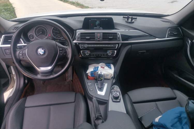 Used BMW 3 Series 2018 320Li Fashion Model
