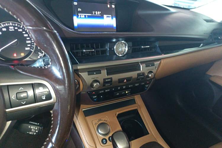 Used Lexus ES 2016 200 Midnight Special Limited Edition