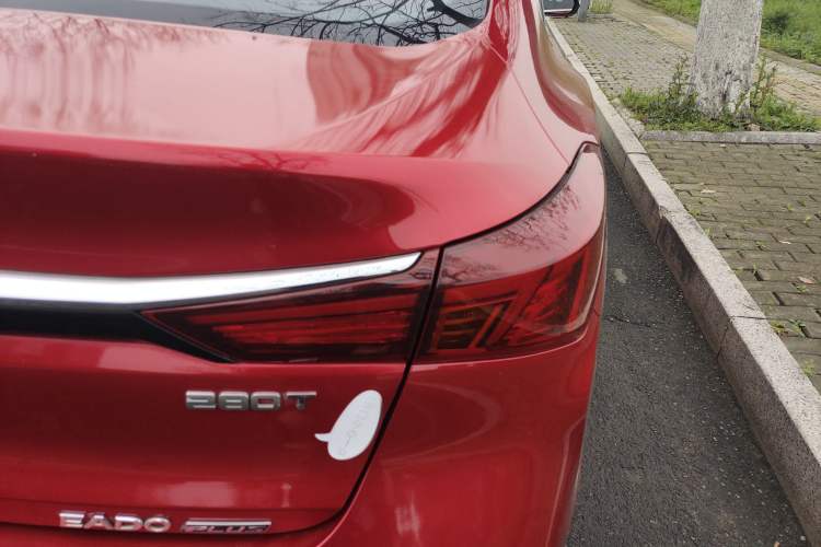 Used CHANGAN Eado 2021 PLUS Blue Whale NE 1.4T GDI DCT Prestige Model Right Rear Taillight