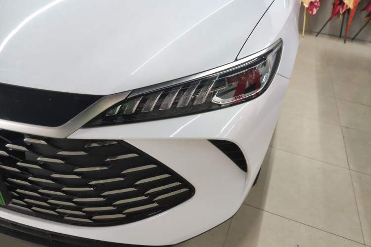 Used BYD Qin PLUS 2025 DM-i Smart Drive 55KM Leading Model