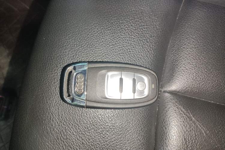 Used Audi A6L 2018 30th Anniversary Edition 35 TFSI Fashion Model
