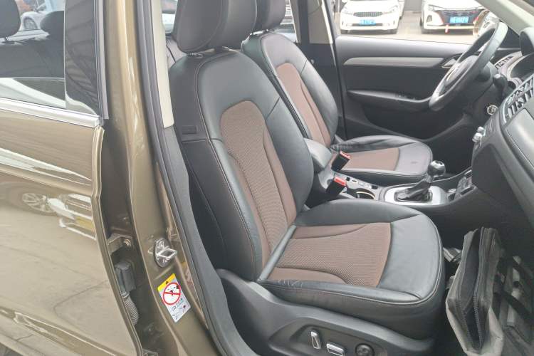 Used Audi Q3 2017 35 TFSI Fashion Model
