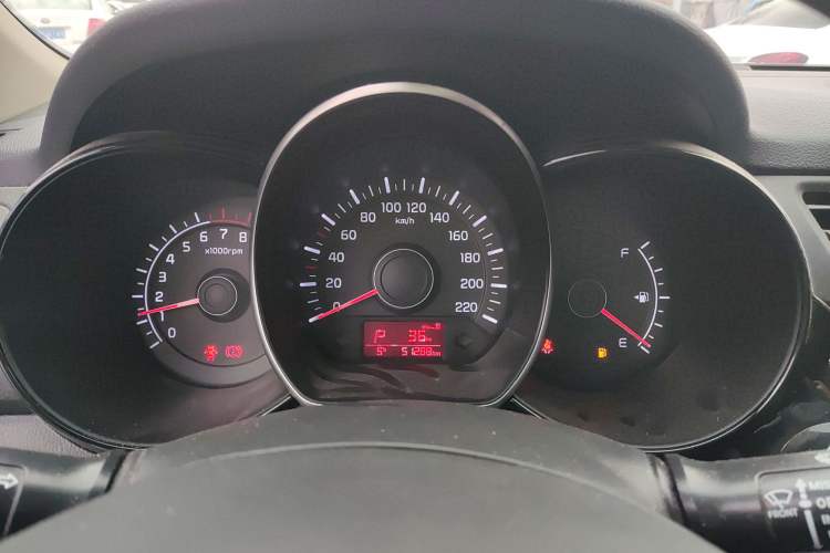 Used Kia K2 2015 Hatchback 1.4L AT GLS Cool Edition