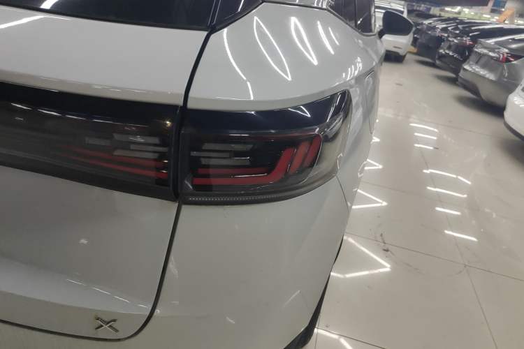 Used Volkswagen ID.4 X 2021 Pro Smart Long-Range Edition