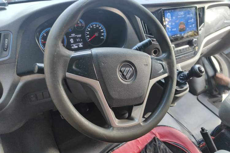 Used Foton Toano 2017 2.5T E Commercial Version Long Wheelbase 4J25TC3