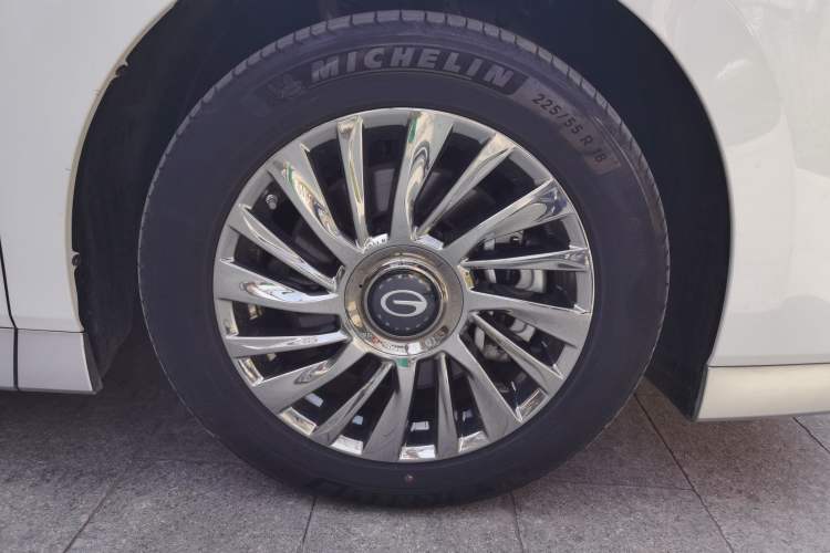 Used GAC Trumpchi M8 2023 Zongshi Series Dual-Motor YuZun Edition
