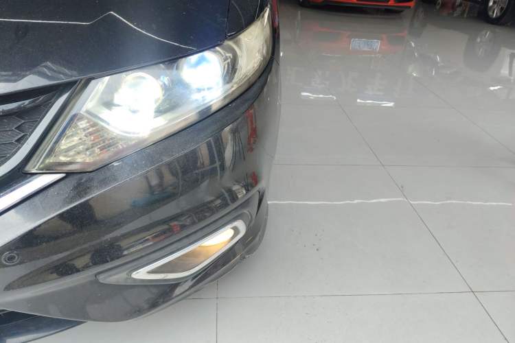 Used Honda Jade 2013 1.8L automatic Comfort version 5 seats
