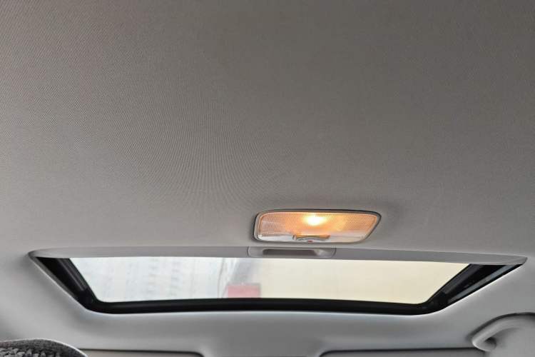 Used Kia Sportage R 2012 2.0L Automatic Two-Wheel Drive GLS