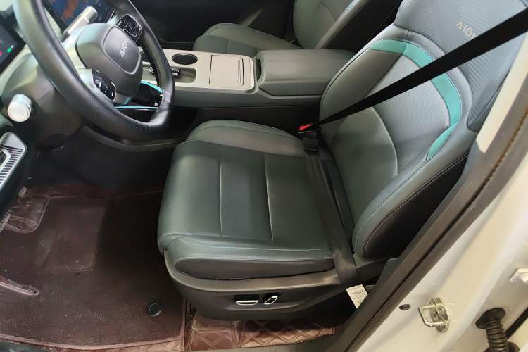 Used AION Y 2023 Plus 510 Smart Edition