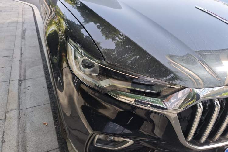 Used Hongqi HS5 2022 Facelifted Version 2.0T Smart Connect Flagship All-Wheel-Drive Edition