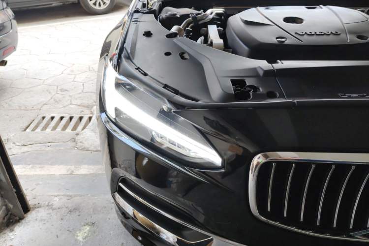 Used Volvo S90 2020 T5 Zhiyi Luxury Edition
