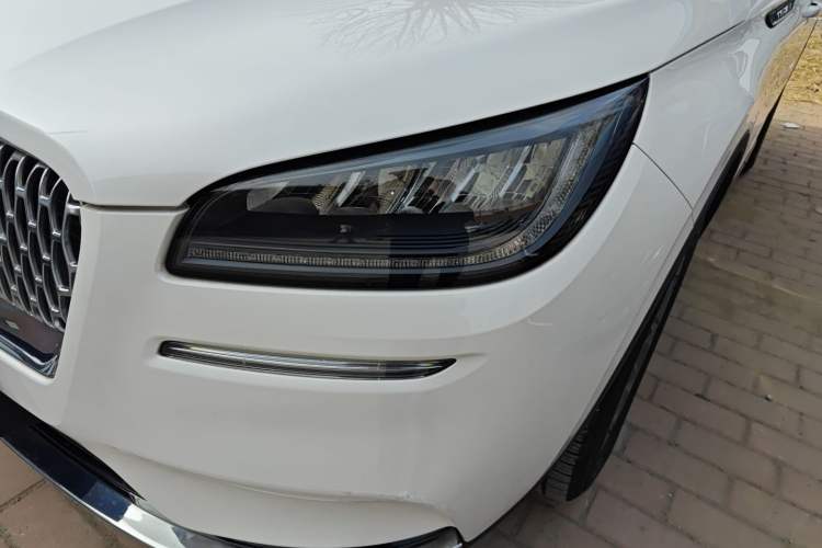 Used Lincoln Corsair 2021 2.0T Two-Wheel Drive Deluxe Edition