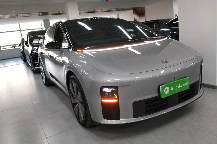 Used Li Auto Li Auto i6 2025 Model Four-Wheel-Drive Standard Type