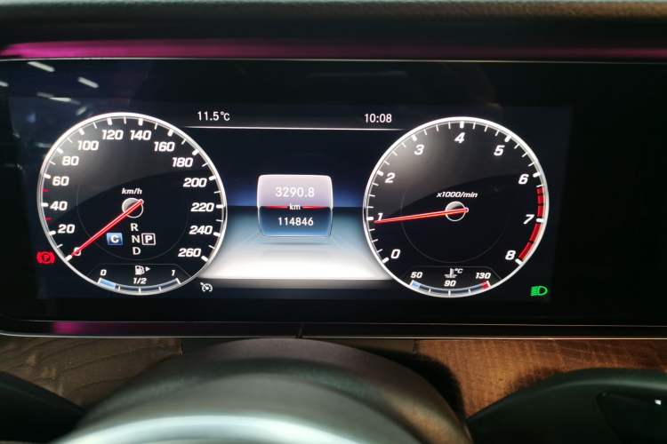 Used Mercedes-Benz E-Class 2019 E 300 L Luxury Model
