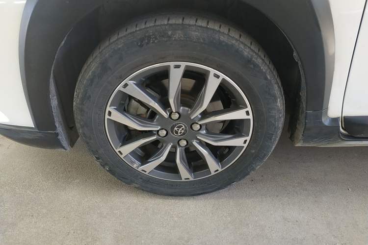 Used Toyota YARiS L Zhi Xuan 2021 X-Trail 1.5L CVT Leading Edition