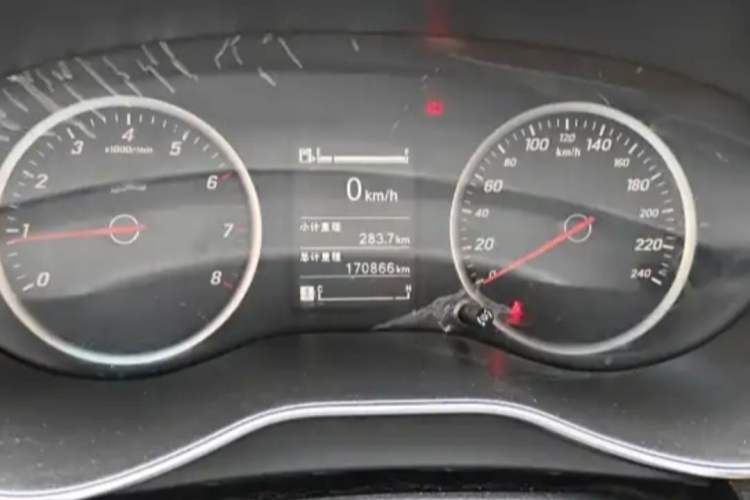 Used Baojun 730 2019 1.5T CVT Fashion Model 7 Seats China V Emission Standard
