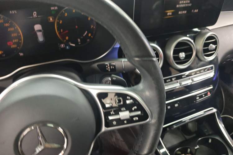 Used Mercedes-Benz GLC 2020 Facelifted GLC 260 L 4MATIC Dynamic Edition
