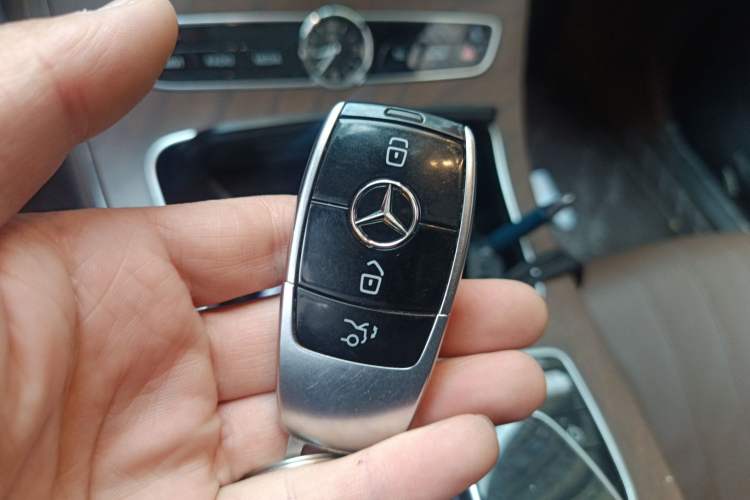 Used Mercedes-Benz E-Class 2018 Facelifted E 300 L Stylish Version
